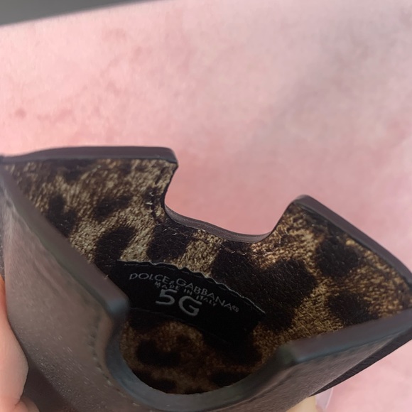 Dolce Gabbana 5G Cell Phone Case Holder - Picture 4 of 6